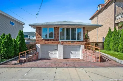 149-19 12th Ave, New York, NY 11357