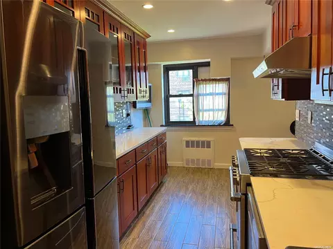 57-10 Junction Blvd #5J, Elmhurst, NY 11373