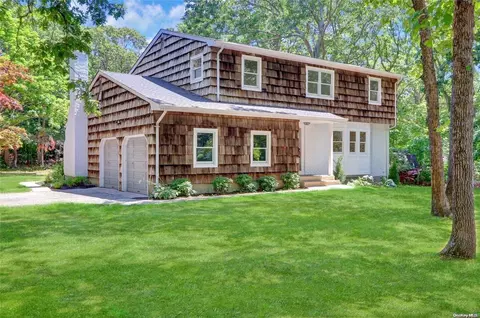 141 Dayton Ave, Manorville, NY 11949