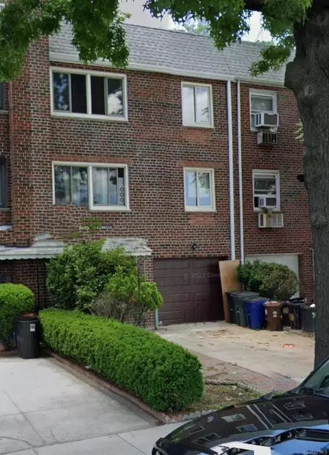 2538 Parsons, Flushing, NY 11354
