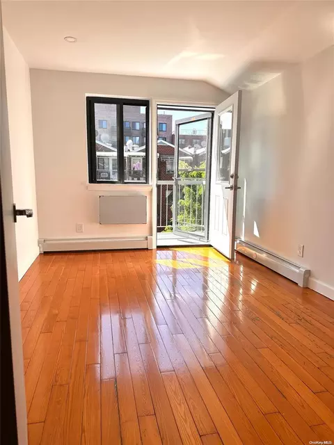140-16 33rd Ave #104, Flushing, NY 11354