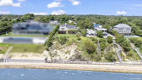 34 Oceanview Dr, Southampton, NY 11968