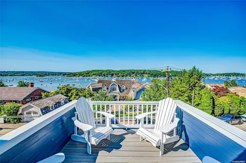 174 Bayview Ave, Northport, NY 11768