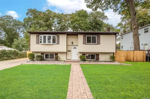 64 N 16th St, Wyandanch, NY 11798