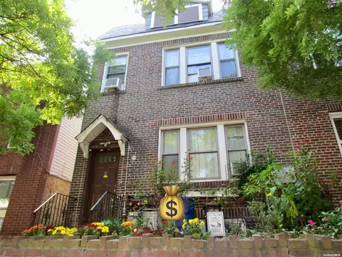 39-36 Skillman Ave, New York, NY 11104