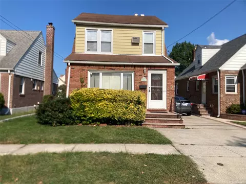 506 N 7th St, North Hempstead, NY 11040