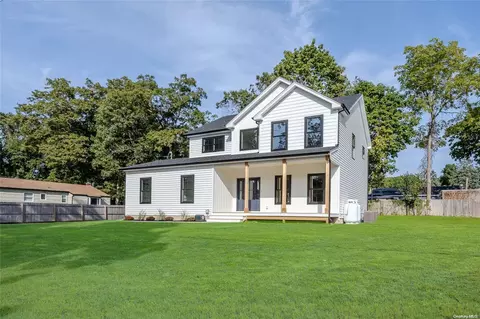 New Constr Pleasant Lot 2 Avenue, Brookhaven, NY 11720