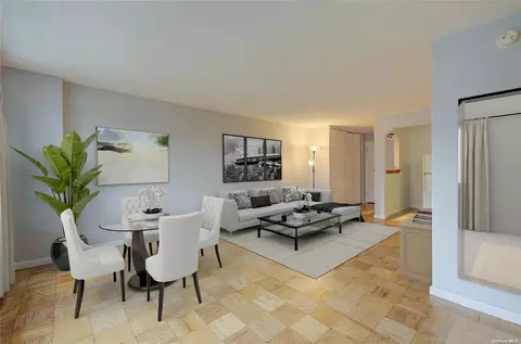 70-31 108th St #5F, New York, NY 11375