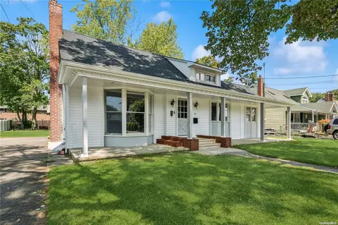 151 Liberty Ave, North Babylon, NY 11703