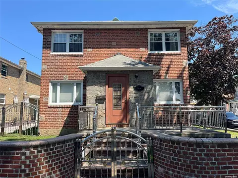 121-19 135th Ave, New York, NY 11420