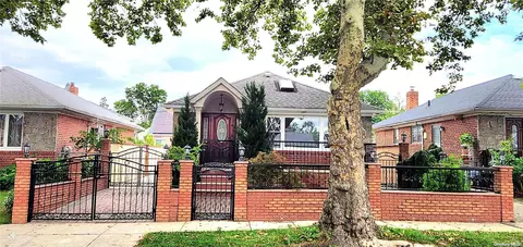 151-23 24th Ave, New York, NY 11357