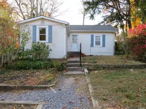 42 Westbury Dr, Sound Beach, NY 11789
