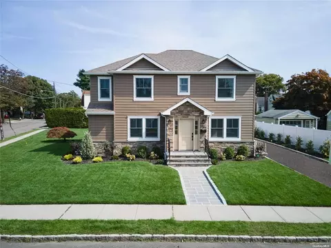 73 Devon Rd, North Hempstead, NY 11507