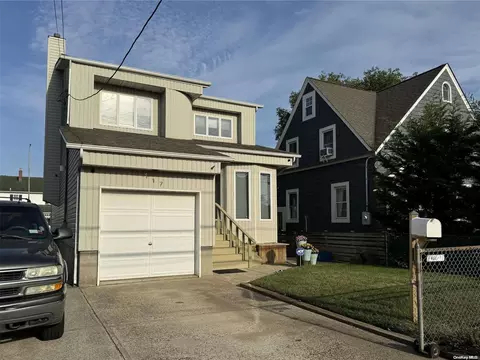 117 Gordon Pl, Freeport, NY 11520
