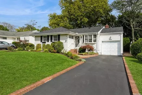 453 Derby Rd, Baldwin, NY 11510
