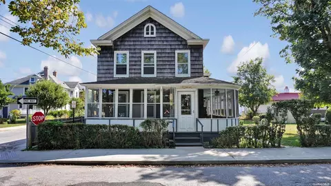 285 Park St, Greenport, NY 11944