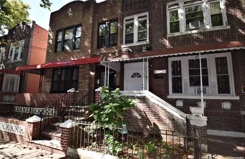 25-40 99th St, New York, NY 11369