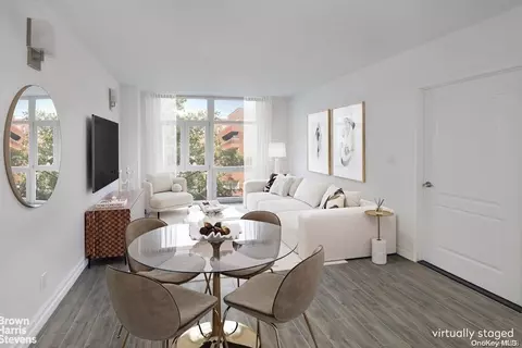 65-18 Austin St #2E, Rego Park, NY 11374