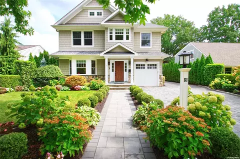 81 Monroe St, Garden City, NY 11530