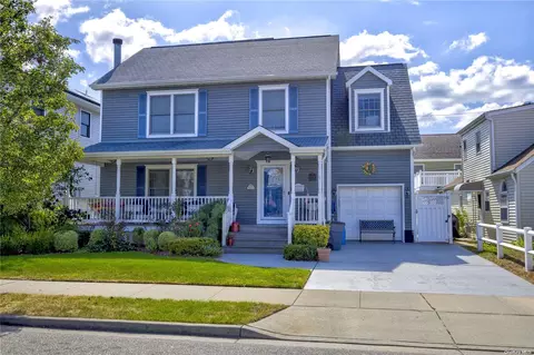376 W Fulton St, Long Beach, NY 11561