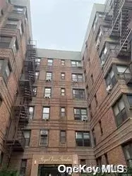 84-19 51 Ave #5N, New York, NY 11373