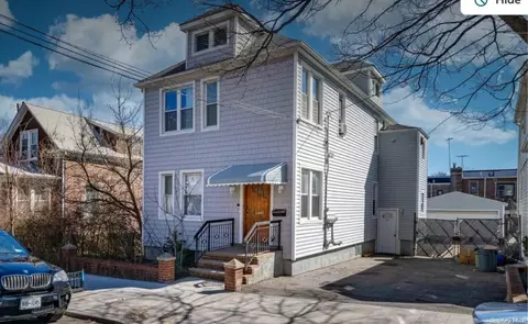 84-40 60th Dr, New York, NY 11379