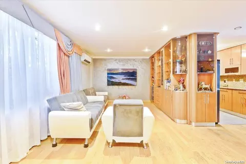 147-59 Charter Rd #26C, Jamaica, NY 11435