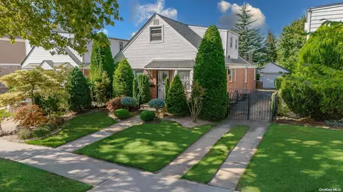 147-43 8th Ave, New York, NY 11357