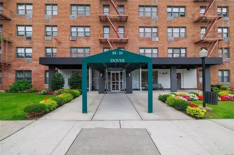 84-10 153rd Ave #4G, New York, NY 11414