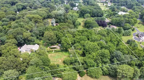 No #Linden Lane, Oyster Bay, NY 11545