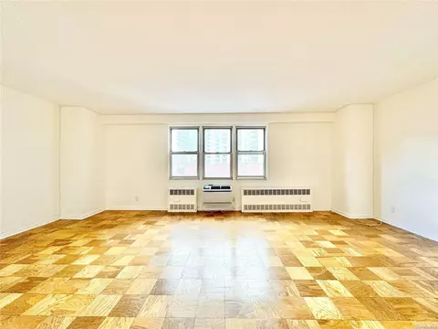 8615 Broadway #4F, New York, NY 11373