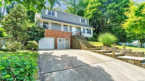 181 Spring Rd, Huntington, NY 11743
