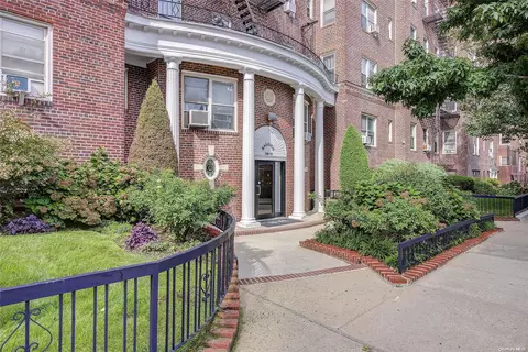 110-55 72nd Rd #208, Forest Hills, NY 11375