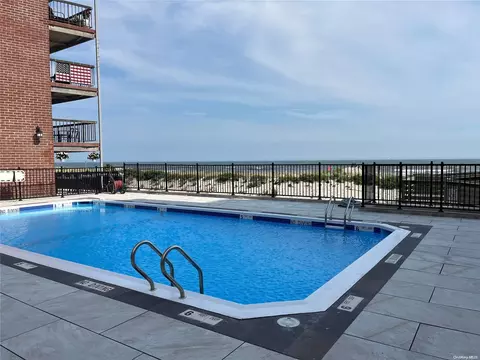 750 Shore Rd #3C, Long Beach, NY 11561