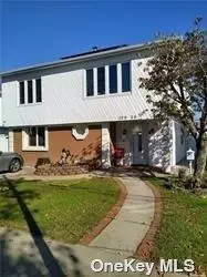 159-29 92nd St, Howard Beach, NY 11414