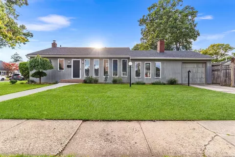 1768 Seaman Dr, Merrick, NY 11566