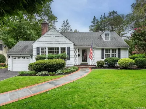 47 Bogart Ave, North Hempstead, NY 11050