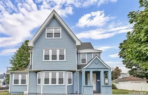 203 Washington St, Hempstead, NY 11550