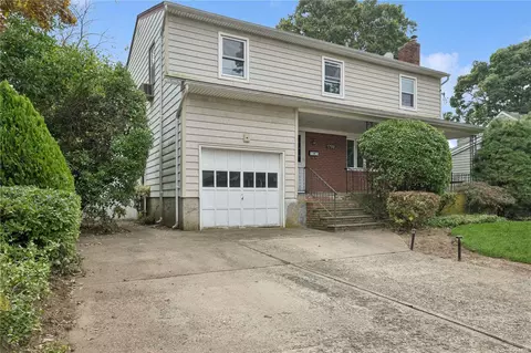 1798 Horatio Ave, Merrick, NY 11566