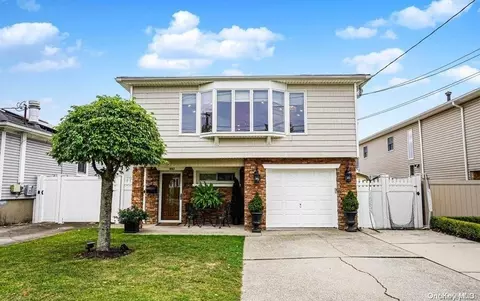 460 Ashland Ave, Staten Island, NY 10309
