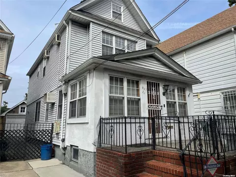 86-21 Eliot Ave, New York, NY 11374