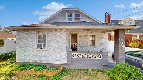 294 Fenimore Ave, Uniondale, NY 11553
