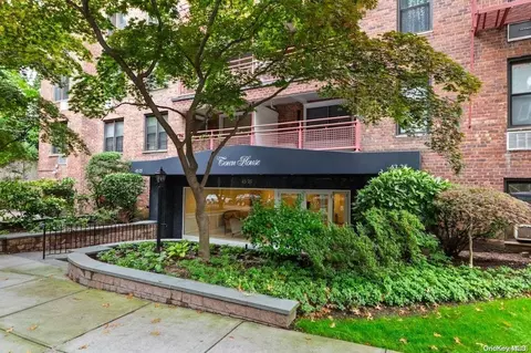 43-25 Douglaston Pkwy #1D, New York, NY 11363