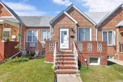 82-71 61st Dr, New York, NY 11379