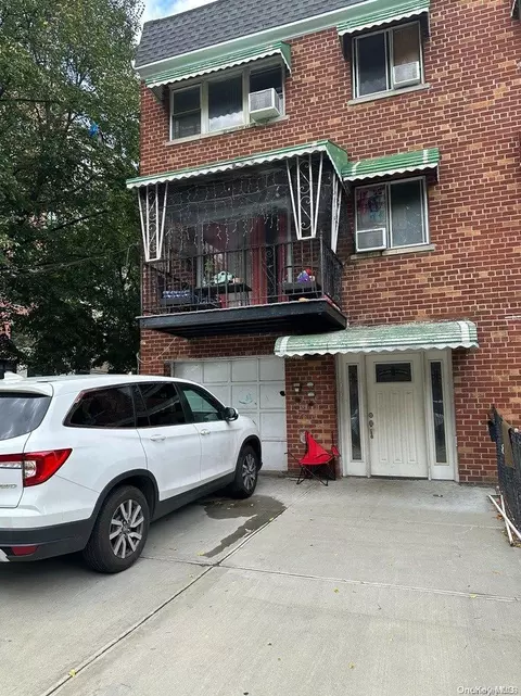 1761 Watson Ave, New York, NY 10472