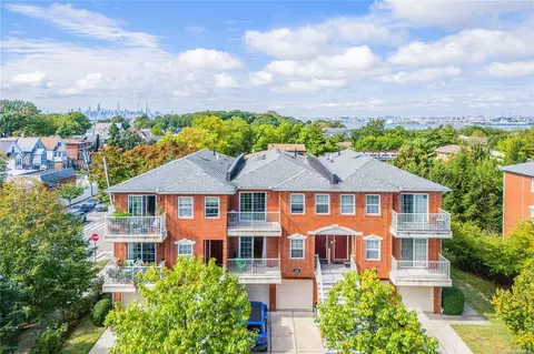 336 Endeavor #3, College Point, NY 11356