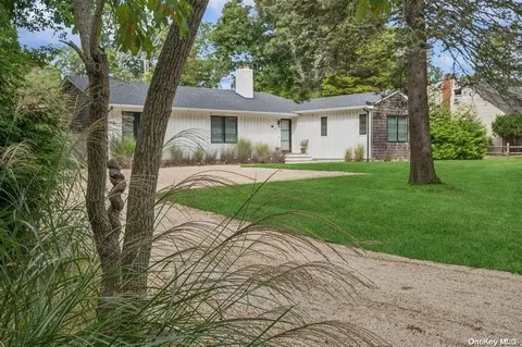 16 Lion Head Rock Rd, East Hampton, NY 11937