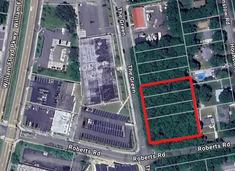 Vacant Lot The Green, Brookhaven, NY 11967