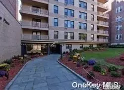 65-50 Wetherole St #1P, New York, NY 11374