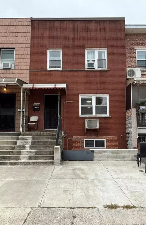 153-40 58th Ave, Flushing, NY 11355